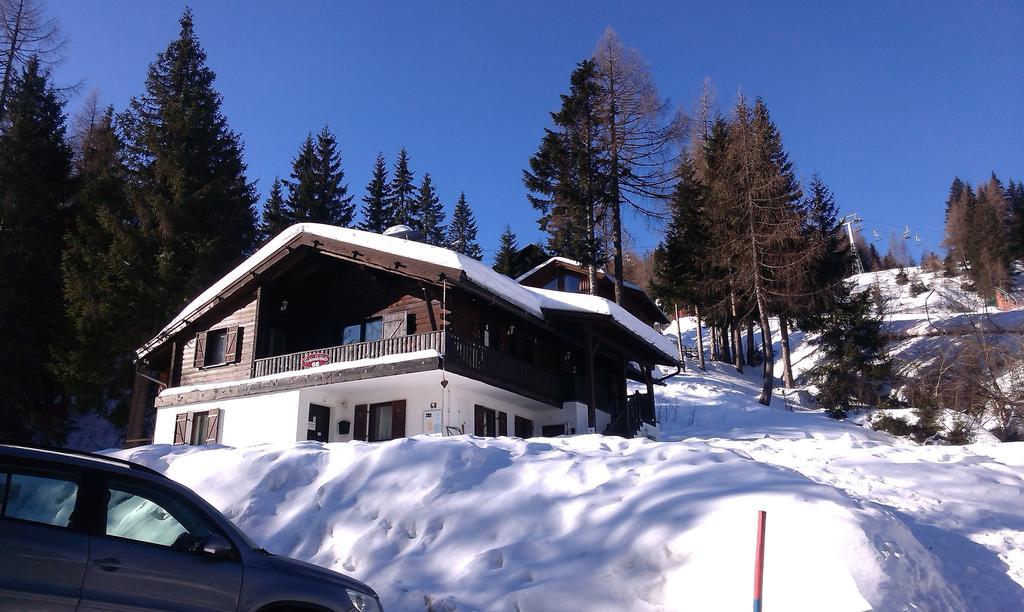 Fichtenblockhuette Sonnenalpe Nassfeld Exterior photo