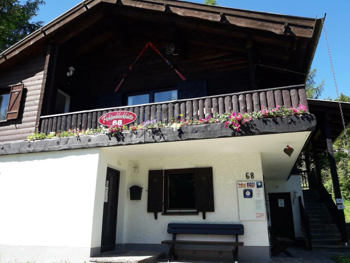 Fichtenblockhuette Sonnenalpe Nassfeld Exterior photo